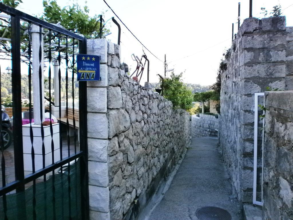 Apartments Ana Old Town 챠브타트 외부 사진