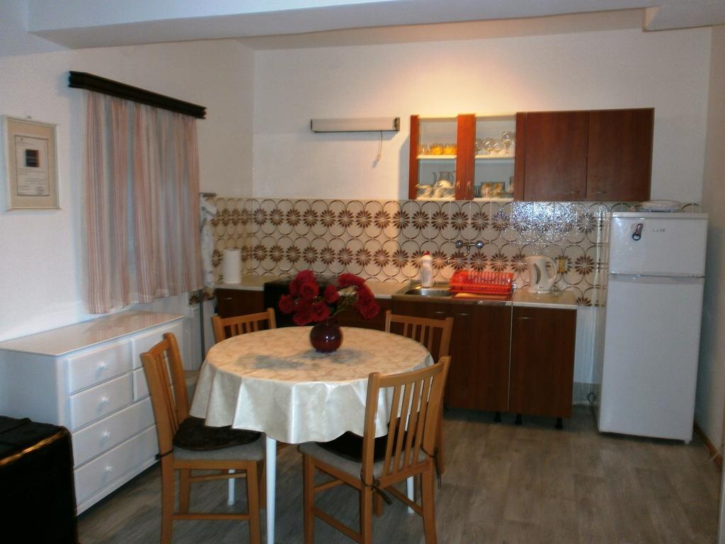 Apartments Ana Old Town 챠브타트 외부 사진